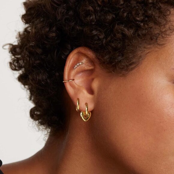 ⚡Gold Heart Hoop Earrings Stylish Dangle Jewelry for Women Romantic Gift Idea - Picture 2 of 6